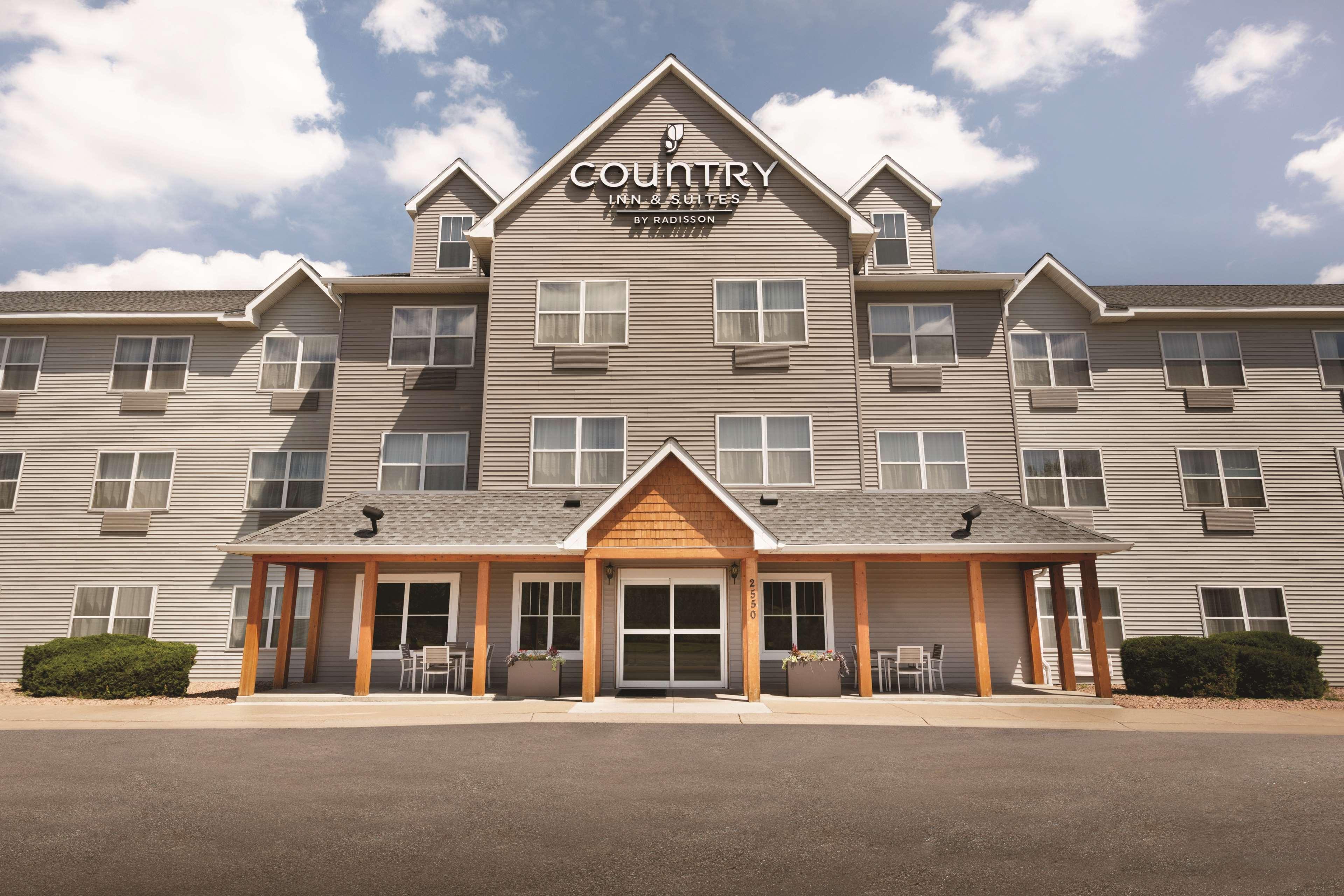 Country Inn & Suites By Radisson, Brooklyn Center, Mn Exterior photo