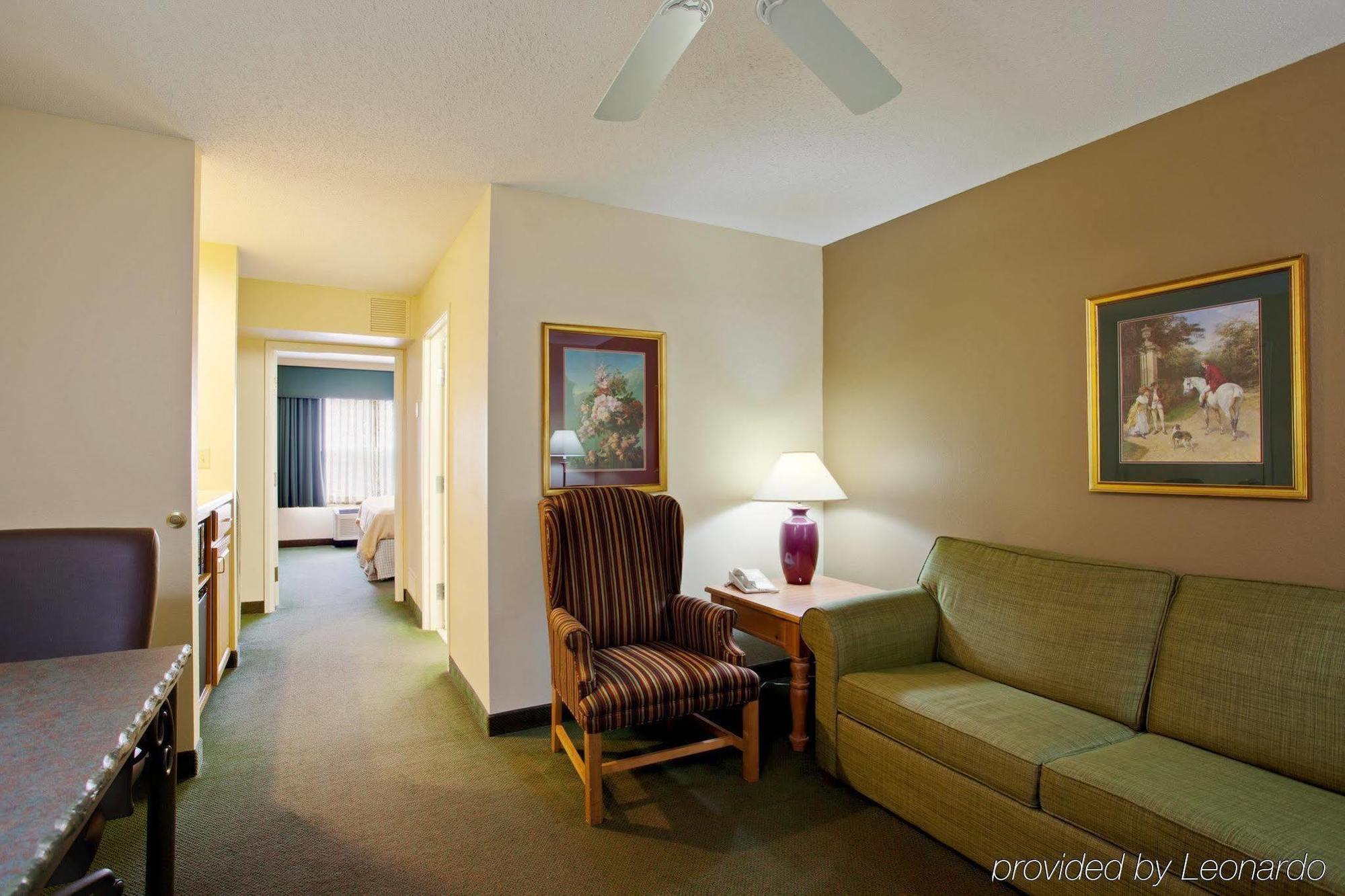 Country Inn & Suites By Radisson, Brooklyn Center, Mn Exterior photo